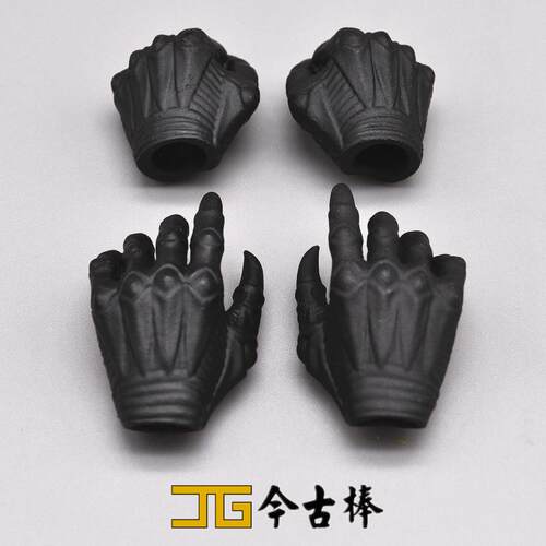 medicom模型怪物魔法黑色兵人