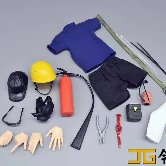1/6兵人模型 现代潮流  探险工程生化面具消防安全帽头盔斧头套件