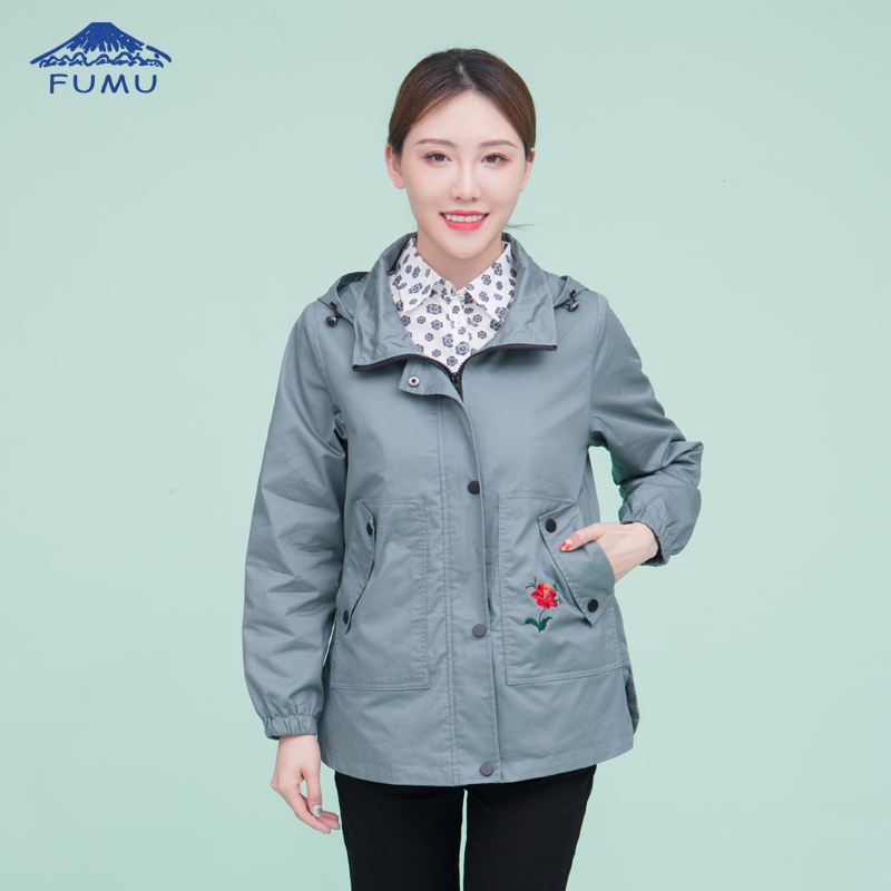 富木春秋新品时尚百搭女士简约外套女上衣绣花女士短风衣FM-455-1
