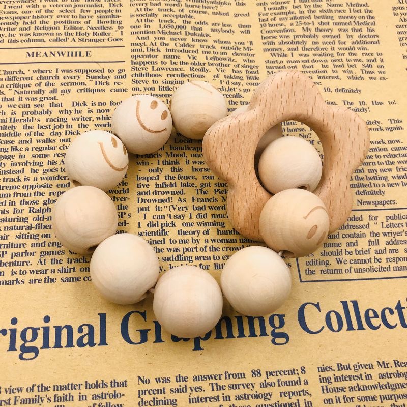 婴儿硅胶榉木牙胶 宝宝手抓球摇铃 防吃手抓握训练咬咬乐磨牙棒