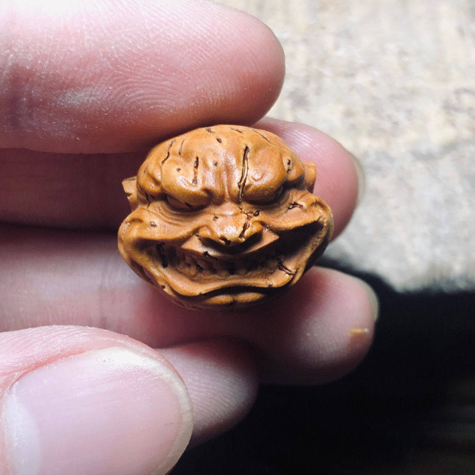 桃核雕刻人物神像怒僧配饰吊坠背云佩珠diy恶僧