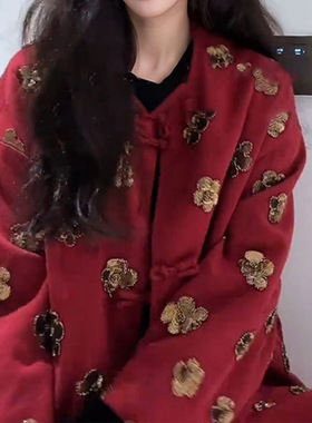 2025秋冬新款高级感红色盘扣超重工绣珠片棉服外套新中式国风上衣
