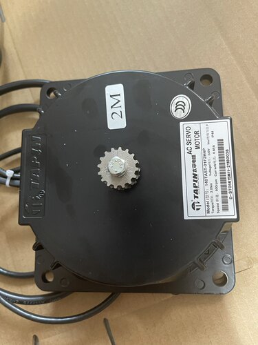 现代电梯 太平电机140TAST-01F2H4P门机马达AC SERVO 门电机全新