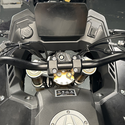 适用于 无极DS625X钛尺 阻尼器 无极Ds625X车把加高后移套件