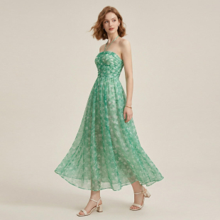 夏季 度假风绿色碎花印花吊带连衣裙女挂脖抹胸收腰仙女长裙气质裙