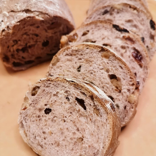 临期提子核桃软欧包2个共260g方便速食烘焙早餐夜宵饱腹代餐西餐