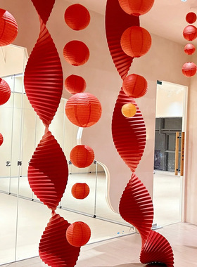 新年春节装饰用品红色中式纸灯笼喜庆装饰婚房布置红折纸