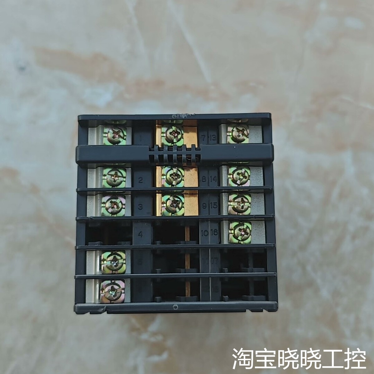 富士温控器PXW7TCY2-8V000-A议价