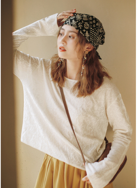 花吉C040白色一字领喇叭袖提花宽松套头针织衫女2025新款秋上衣