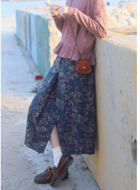 花吉Q579深蓝色高腰不规则斜开叉印花直筒半身裙2026新款春半裙