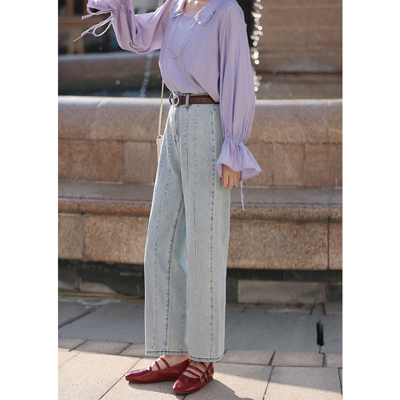 浅蓝色高腰直筒九分牛仔裤