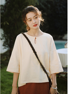 花吉B926杏色水滴领撞色扣宽松七分袖T恤女2025新款春上衣