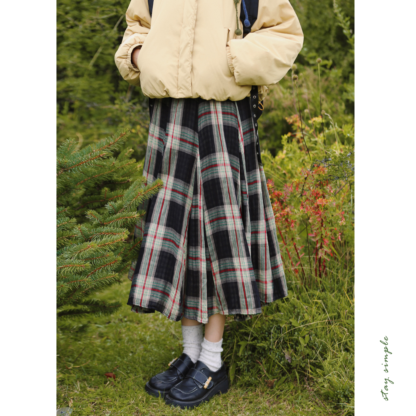 花吉复古格子条纹大摆半身裙