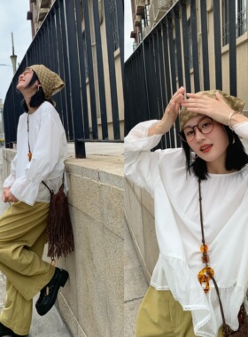 花吉B997米白色圆领拼接喇叭袖套头衬衫女2026新款秋蕾丝边衬衣