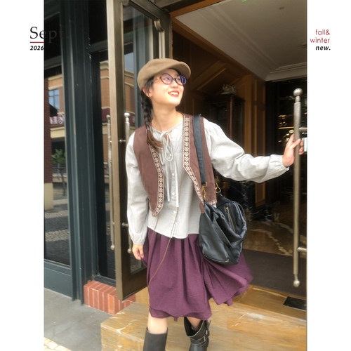 【花吉0920】C267“牧羊少女”复古刺绣系带麂皮马甲