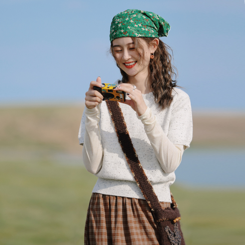 花吉B811灰白色芝麻点点短袖圆领针织衫女2025新款秋宽松百搭上衣