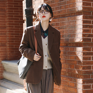 花吉A665咖色复古秋冬内里绗棉毛呢西装 宽松2026年 棉服外套女韩版