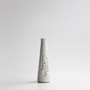 日本萩烧作家手工陶器白萩釉锥型花瓶日式插花器侘寂空间装饰摆件