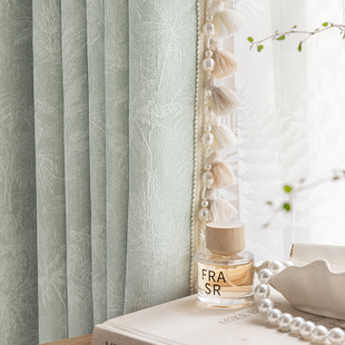 法式复古风花边窗帘雪尼尔遮光卧室飘窗客厅原木风浅绿色布帘森屿