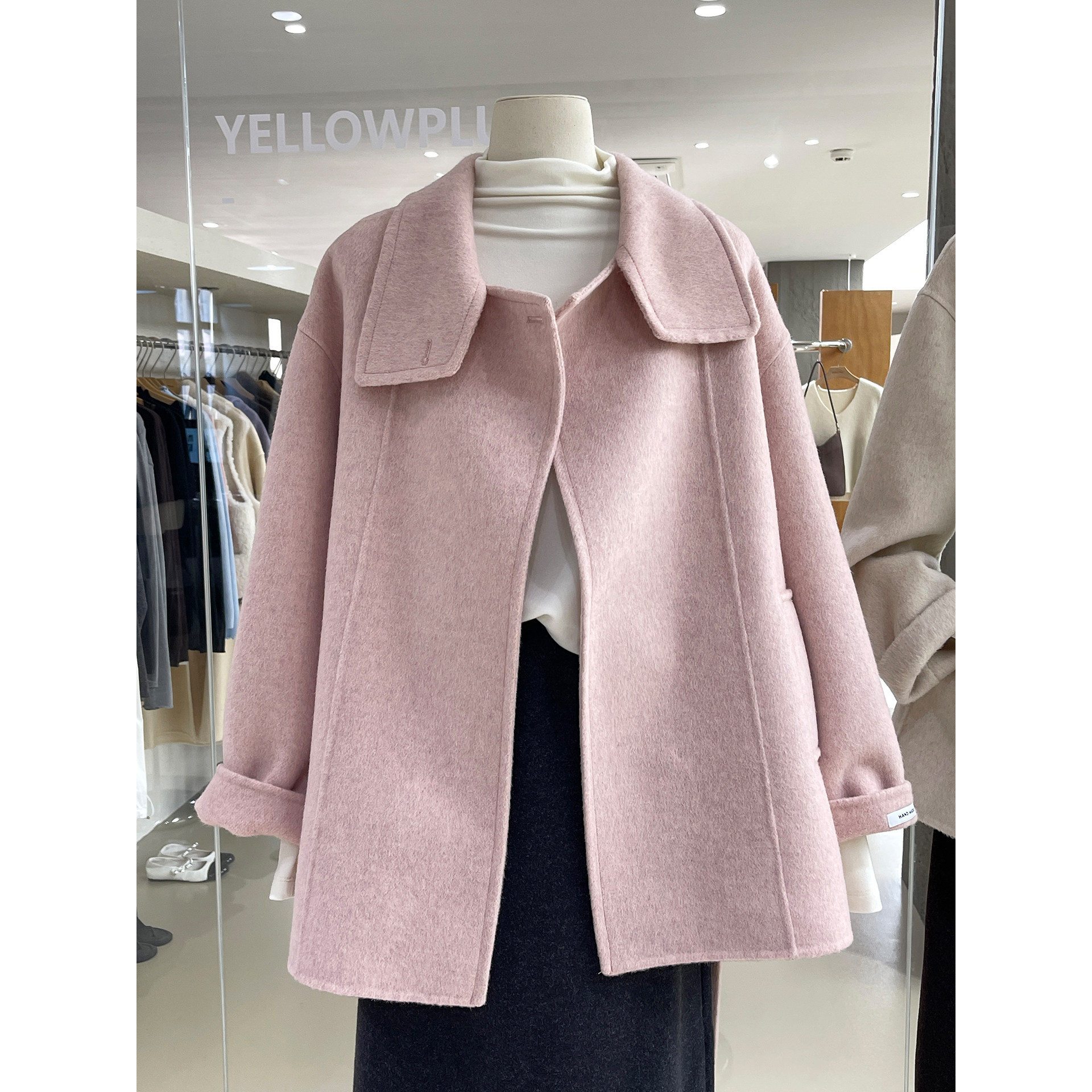 米兰小姐姐~温柔精致翻领毛呢外套中长款保暖天丝羊毛大衣配系带,女装/女士精品,毛呢外套,淘宝优惠券,粉丝福利购,淘宝优惠卷