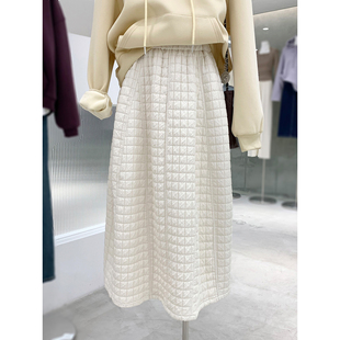 华夫格夹棉花苞裙秋冬中长款半身裙松紧腰慵懒时髦显瘦显腰细裙子
