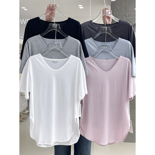 柔软透气冰爽棉宽松版型V领短T恤