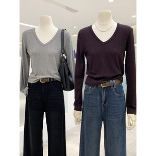 早秋极简风基础款纯色V领长袖T恤女2025新款软糯舒适修身短款上衣