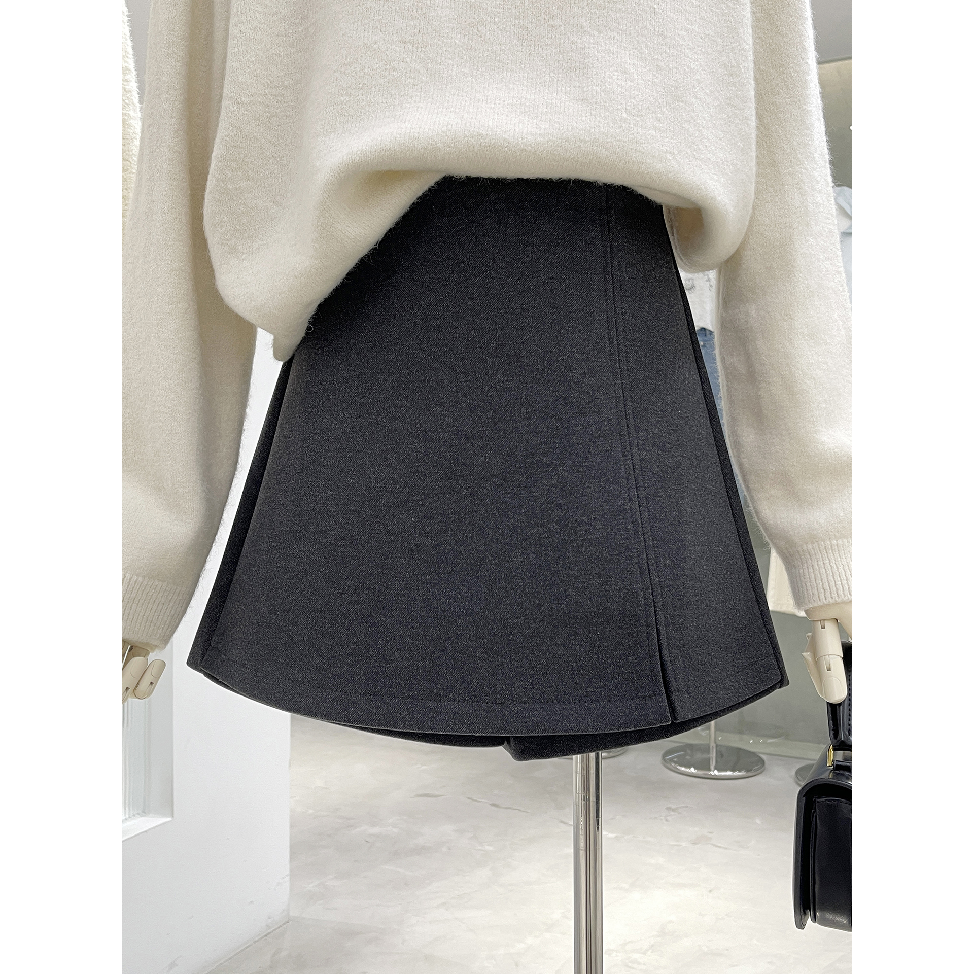 秋冬甜美小众百搭A字裙裤小个子