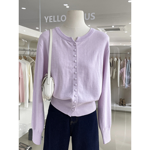 韩系百搭布包扣圆领羊毛针织开衫女2026早春新款简约纯色百搭上衣