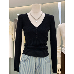 力荐!纯欲V领长袖羊绒针织衫2025初秋女装温柔气质修身显瘦上衣
