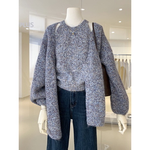 慵懒松弛感挂脖吊带背心+宽松毛衣针织开衫软糯厚实两件套上衣女