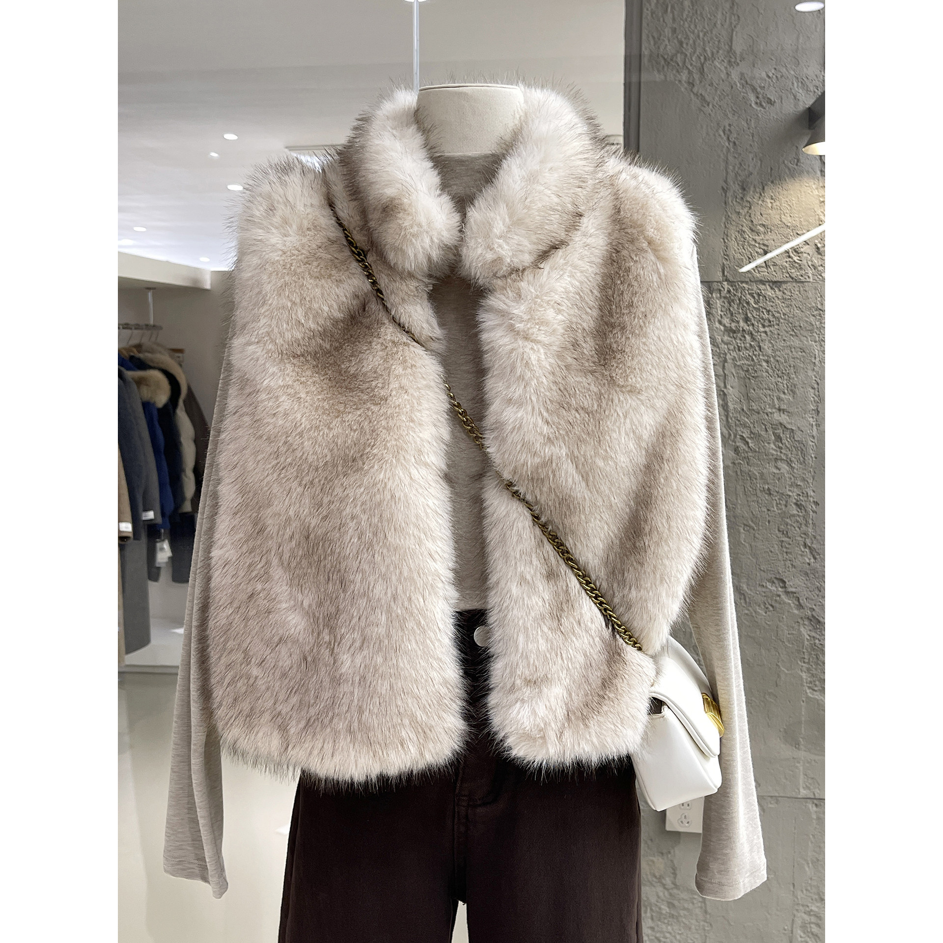 高级贵气感环保皮草立领马甲开衫2025秋冬新款保暖舒适毛毛外套女,女装/女士精品,马夹,淘宝优惠券,粉丝福利购,淘宝优惠卷