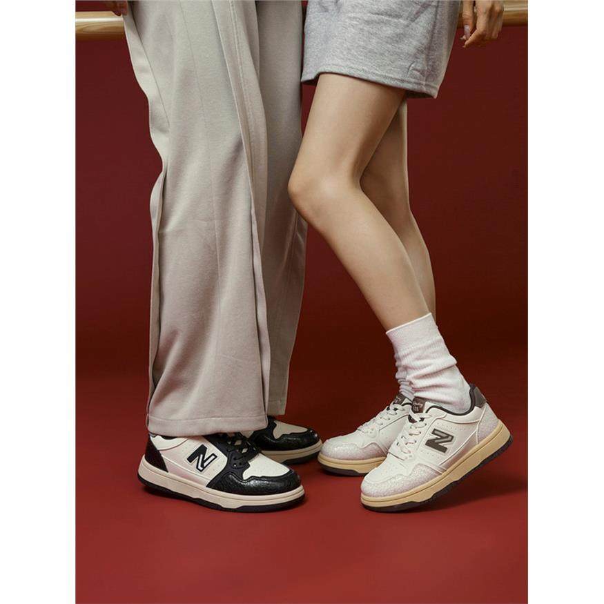 新百伦男鞋子板鞋女黑白熊猫百搭2025新款秋冬休闲运动鞋,运动鞋new,板鞋,淘宝优惠券,粉丝福利购,淘宝优惠卷