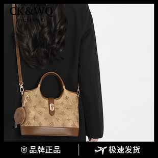 小CK&WQ官网正品斜挎包复古托特包刺绣hobo包包女式2026新款棕色
