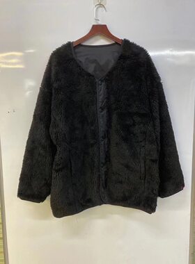 日单男装羊羔毛双面穿外套 这件比女士的更厚实，里外都是黑色