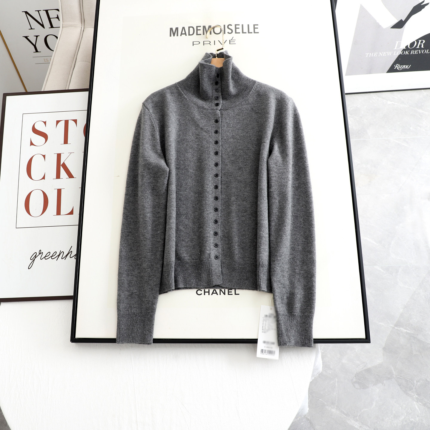 麦系の2025秋冬新款两穿翻领设计灰色毛衣设计感长袖针织衫女上衣