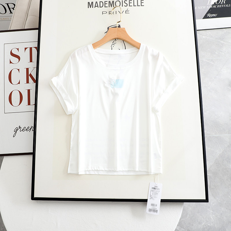 伊系の2025夏季新款设计感小众时尚百搭小个子绣花圆领短袖T恤女,女装/女士精品,T恤,淘宝优惠券,粉丝福利购,淘宝优惠卷