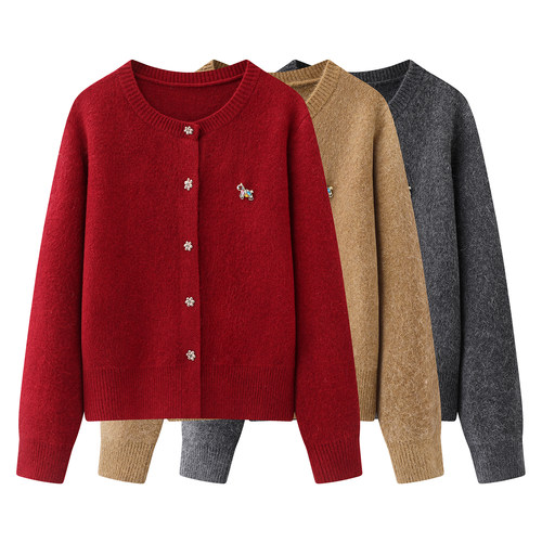 2026春季新款甜美减龄学院风气质显瘦小马卡通图案圆领针织开衫女