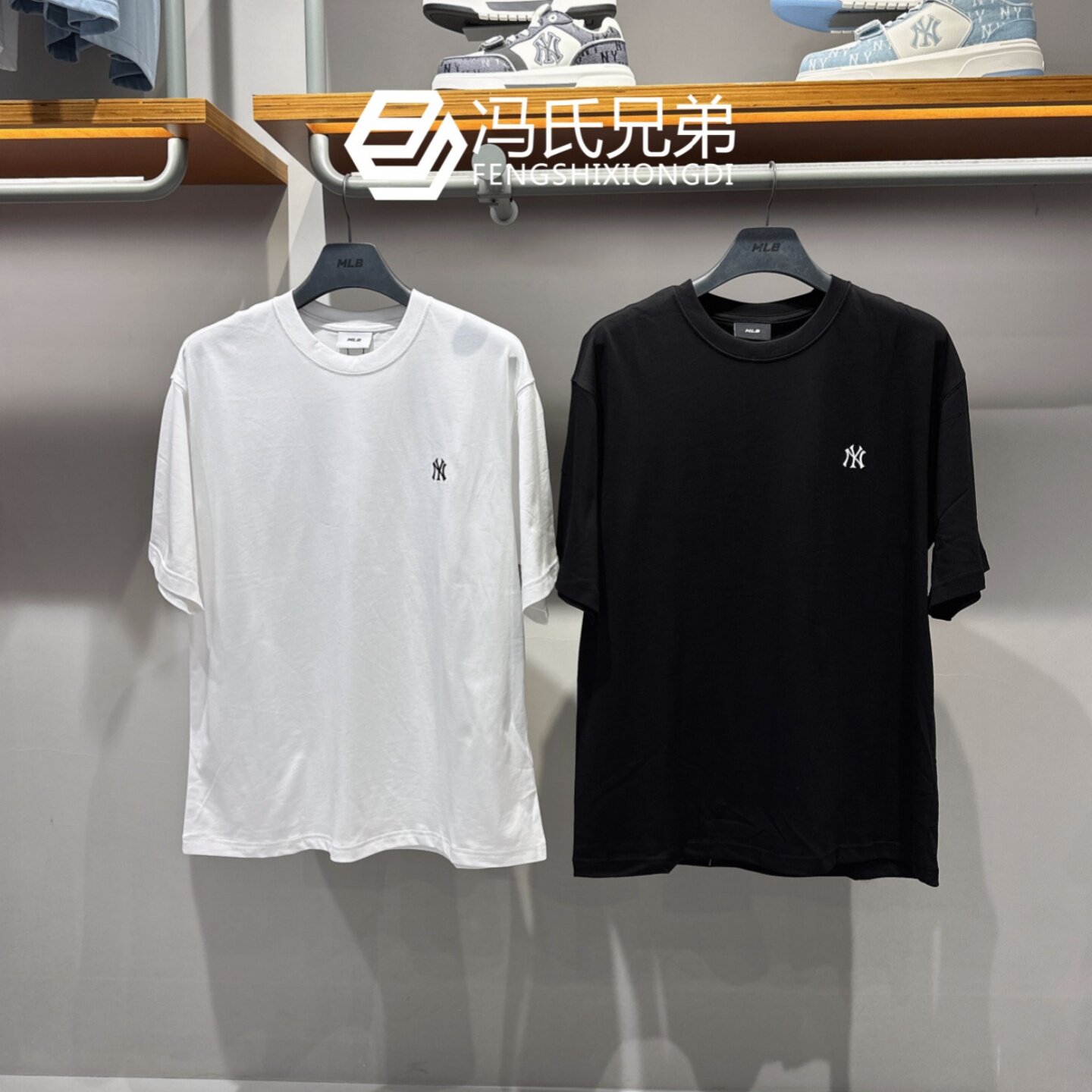 MLB 纽约洋基队基础系列时尚休闲百搭刺绣男女短袖T恤衫3ATSB6153 - 实物图