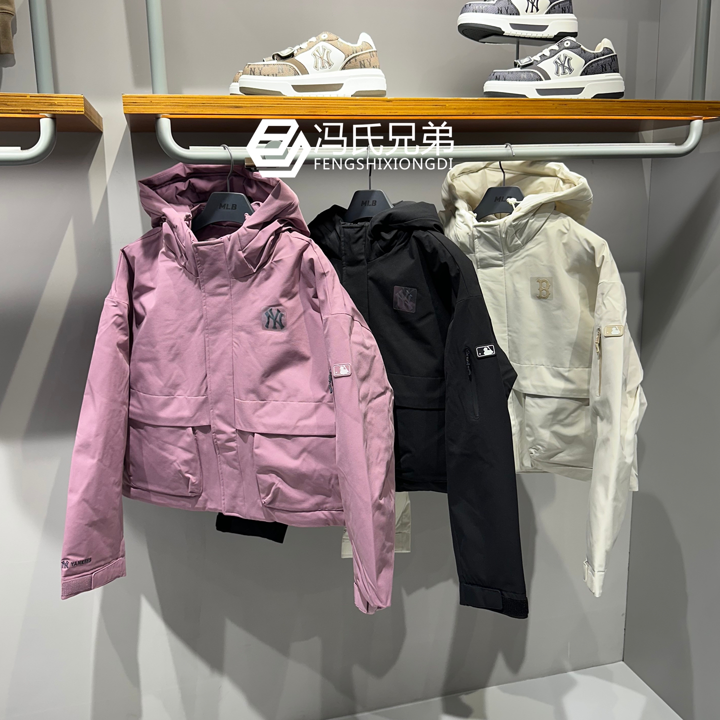MLB防泼水保暖防风女工装羽绒服