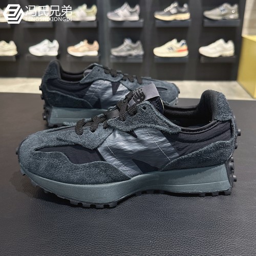 NEWBALANCE缓震男纯黑系带休闲鞋