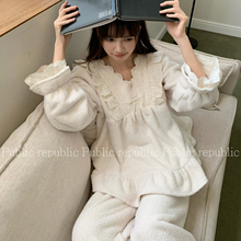 Public republic韩国冬季保暖加绒荔枝绒珊瑚绒花边家居服套装女