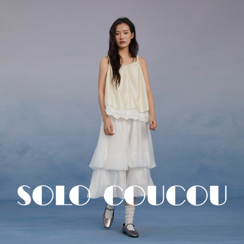 SoloCoucou索乐原创设计春夏度假系列醋酸拼立体刺绣纽结V领背心