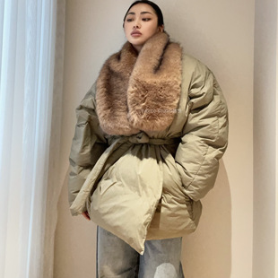 现 韩货代购 大毛领 狐狸毛 绑带宽松版V领时髦羽绒服外套