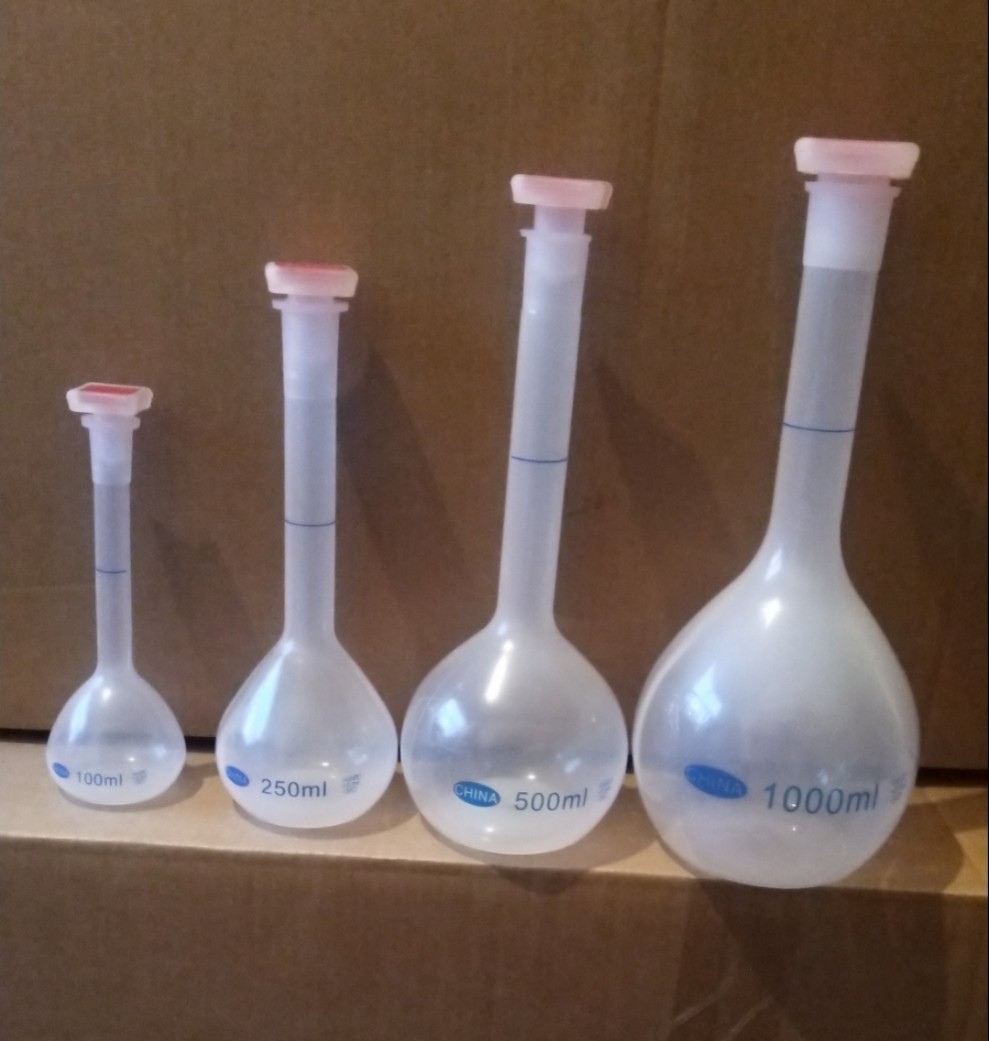 塑料容量瓶25/50/100/250/500/1000ml聚丙烯容量瓶PP耐高温