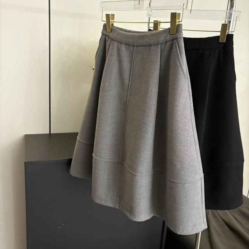 韩系简约！2025秋冬新款高级感加绒气质显瘦花苞休闲a字半身裙女