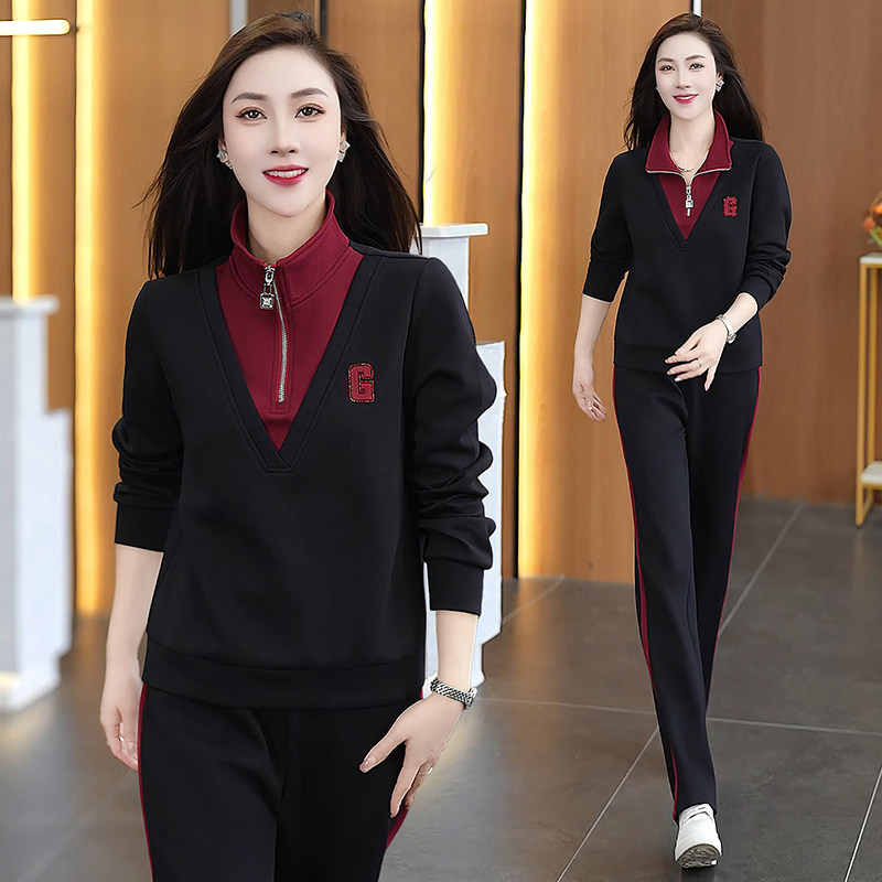 时髦运动风卫衣套装女2026春季新款立领拉链两件套显瘦休闲装