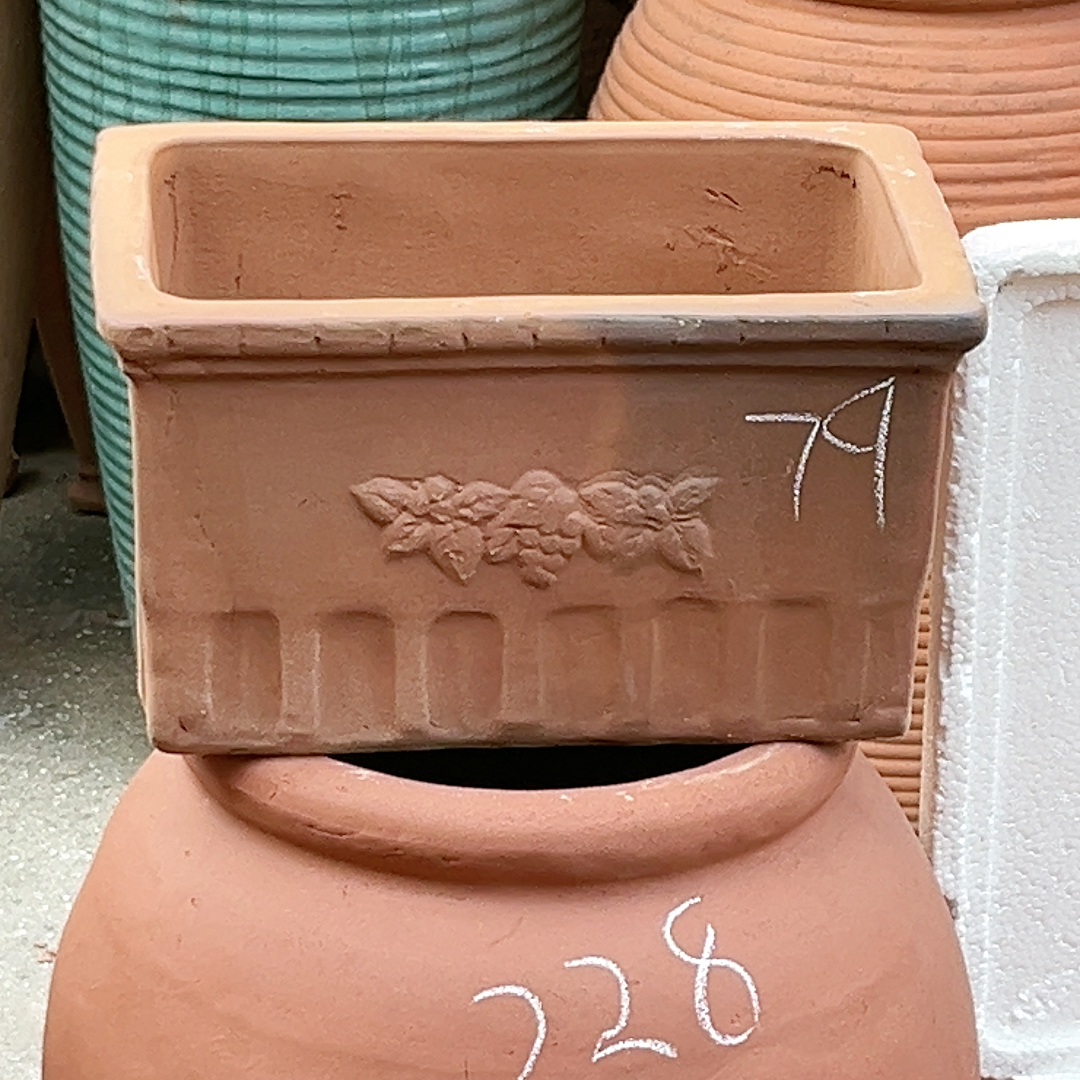 瑕疵一个34*25*19