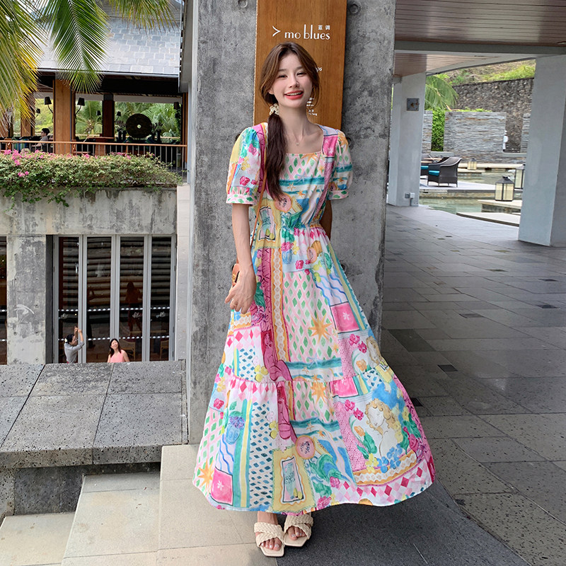 多巴胺印花吊带裙女夏日穿搭2025新款防晒开衫度假风连衣裙，女装连衣裙，芭图娜