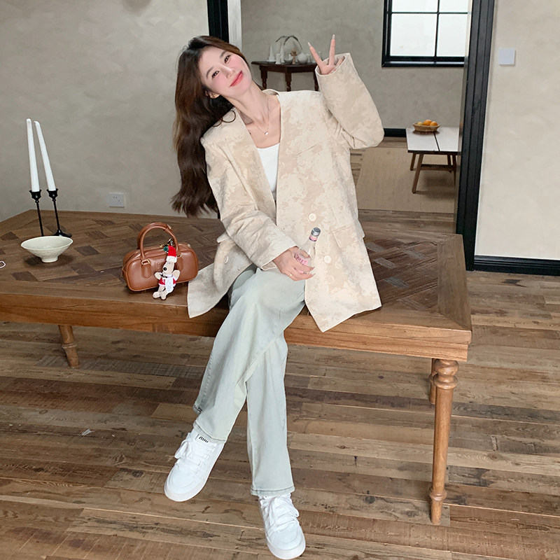 独特别致浮雕纹西装外套女2024初秋新款新中式设计感小众无领西服,女装西装,芭图娜